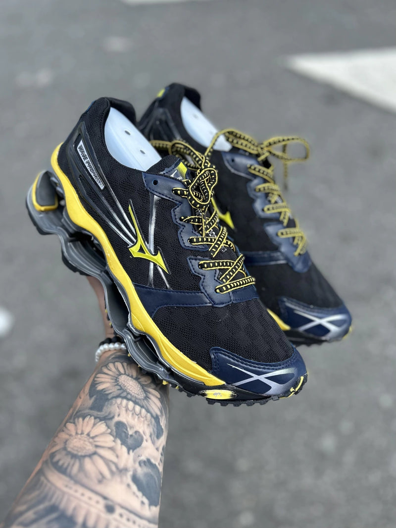 Mizuno pro 2 preto e deals amarelo